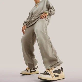 400 GSM GETTING TO THE CHEESE SUPER HEAVYWEIGHT SUN FADED SWEATPANTS